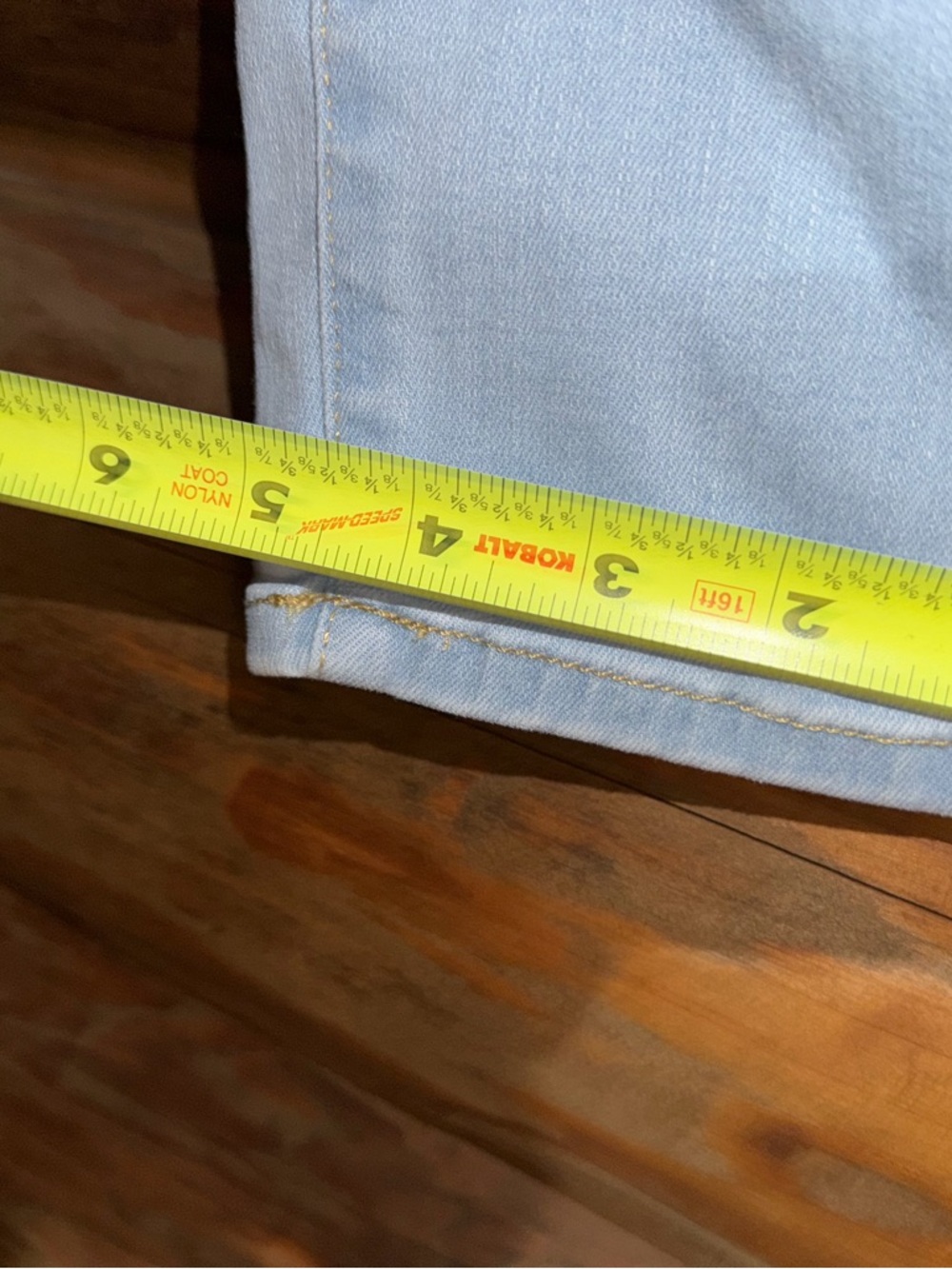 Light Wash Women's Stretch Maternity Jeans-
Size-12 Isabel by Ingrid &Isabel NWT - Picture 4 of 5